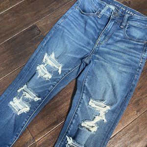 AMERICAN EAGLE Skinny Jeans, Size 2 Short.